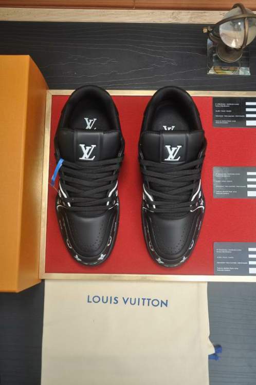 Picture of Louis Vuitton Shoes _SKULVsz39-46hnh036015536